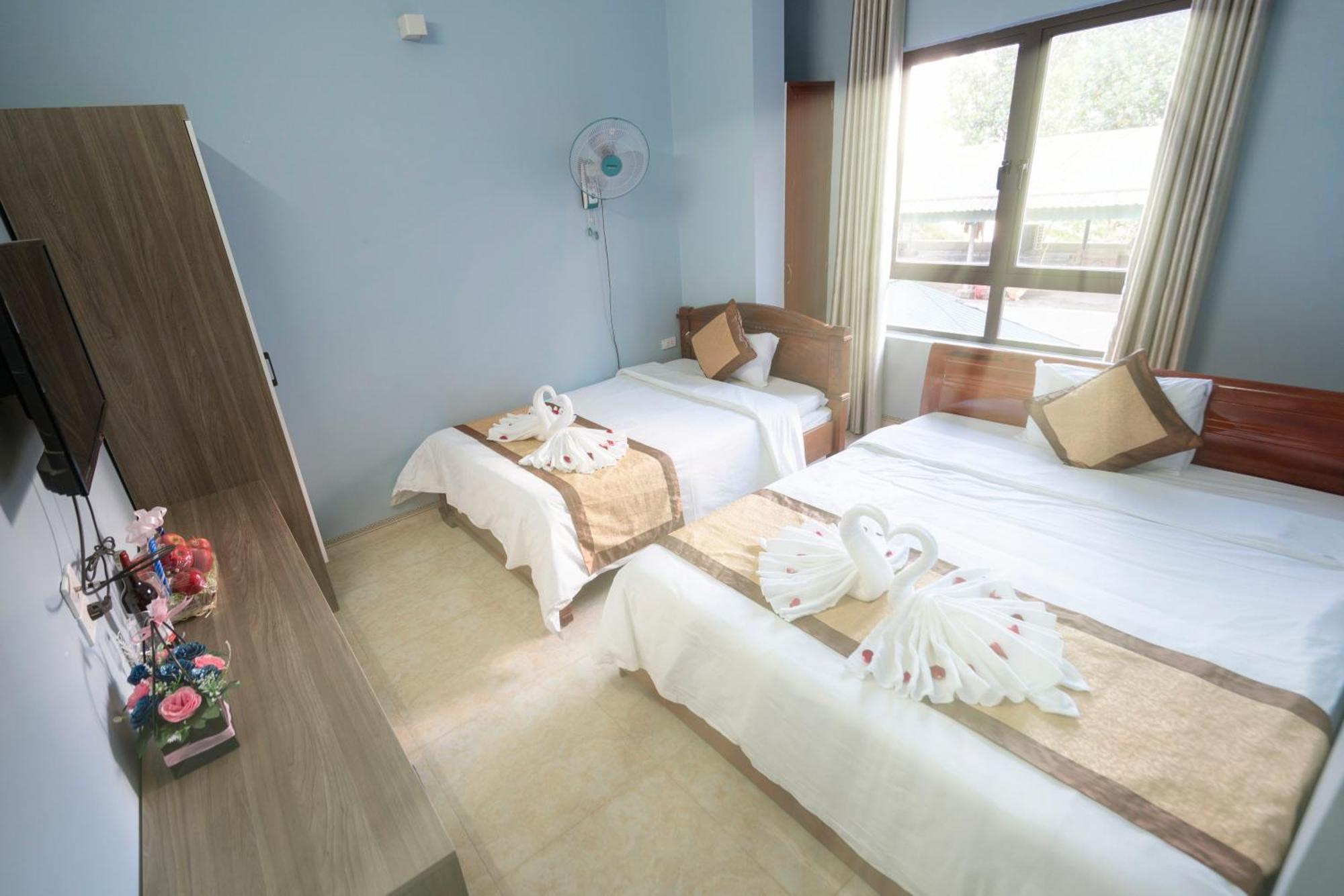 Ha Long Fancy Hostel And Restaurant Exterior photo