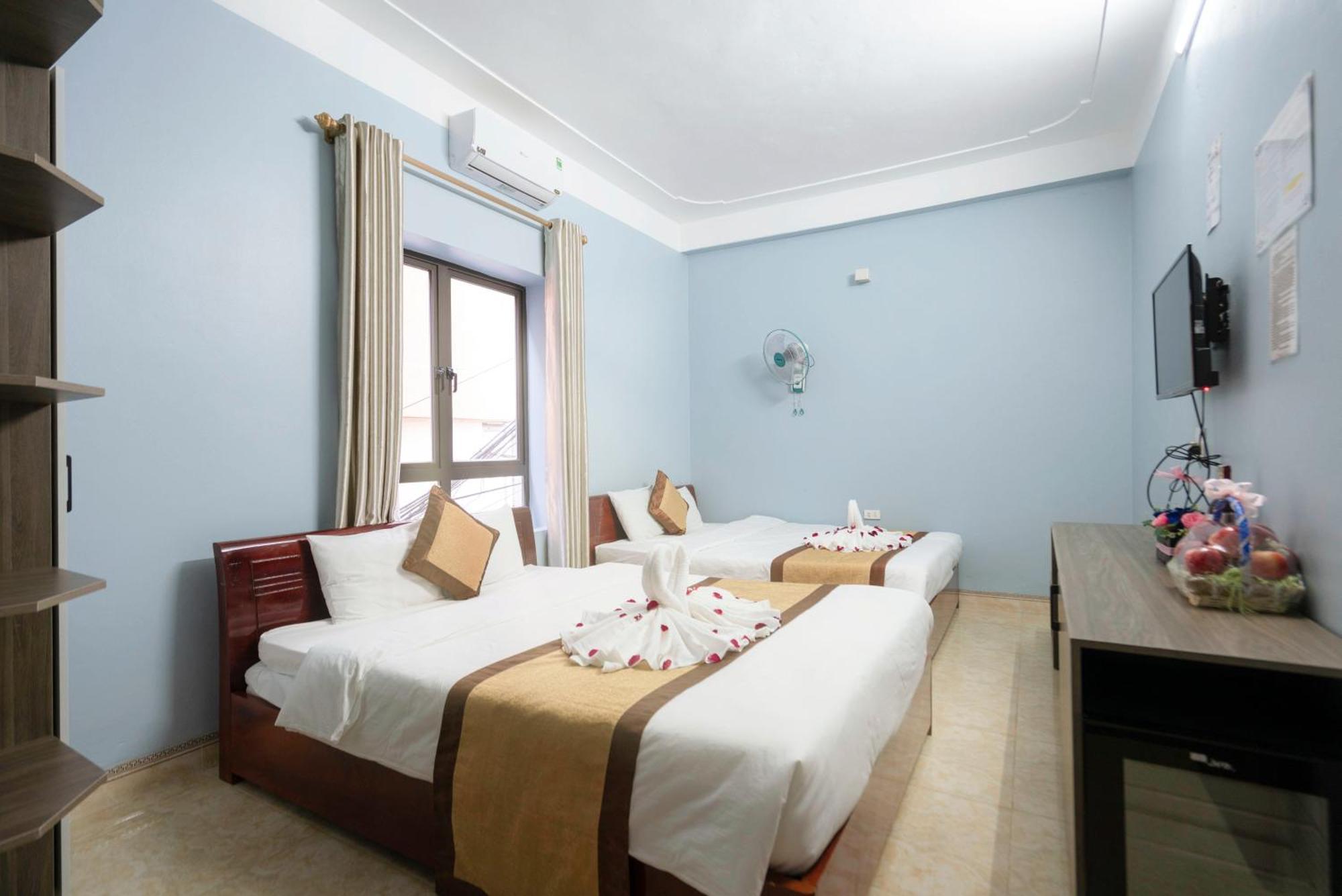 Ha Long Fancy Hostel And Restaurant Exterior photo
